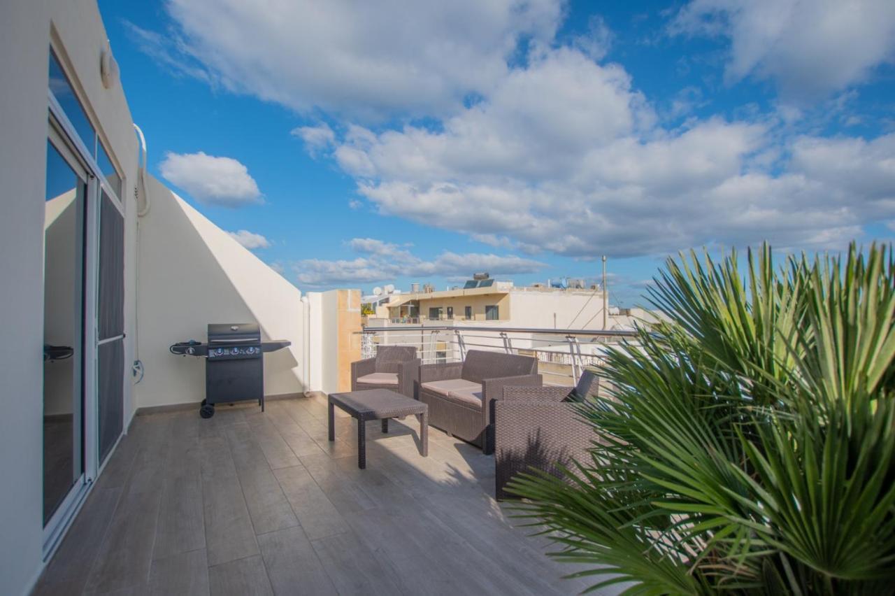 Kernice Penthouse With Sea And Country Views Of Xghajra Buitenkant foto