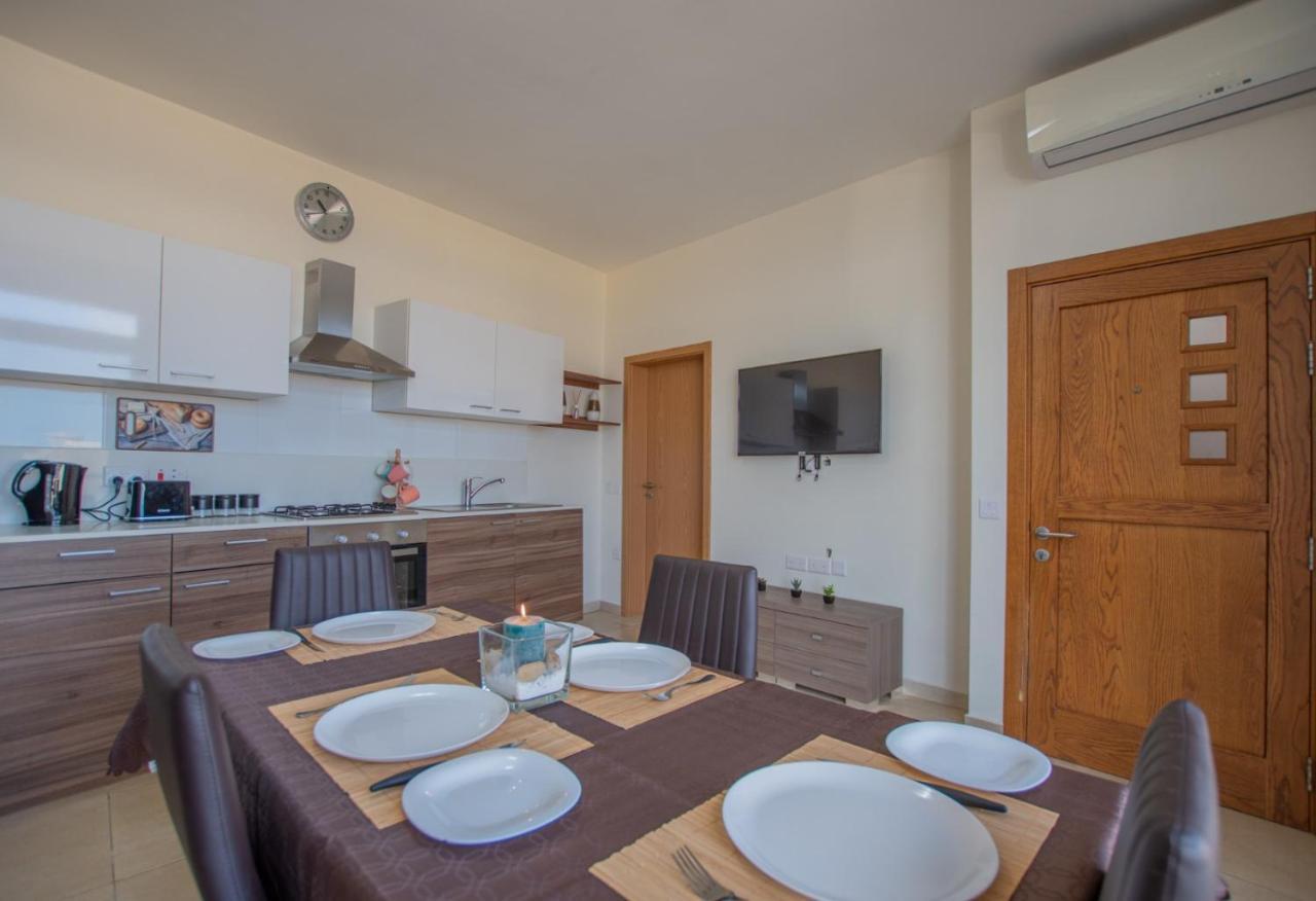 Kernice Penthouse With Sea And Country Views Of Xghajra Buitenkant foto