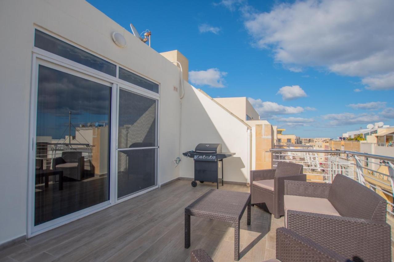 Kernice Penthouse With Sea And Country Views Of Xghajra Buitenkant foto