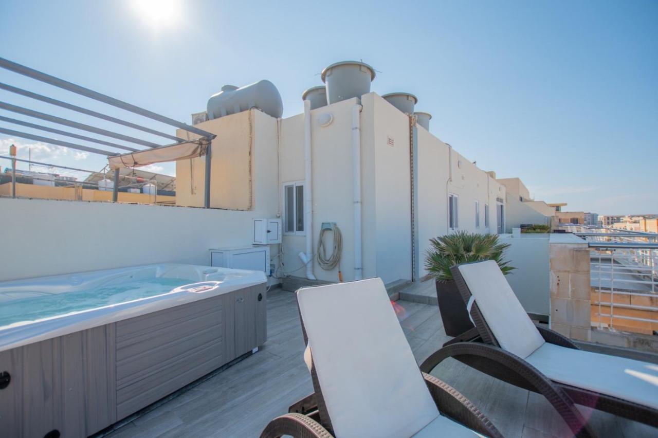 Kernice Penthouse With Sea And Country Views Of Xghajra Buitenkant foto