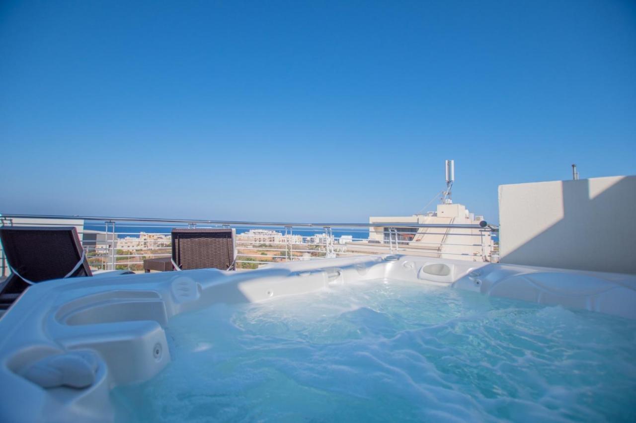 Kernice Penthouse With Sea And Country Views Of Xghajra Buitenkant foto
